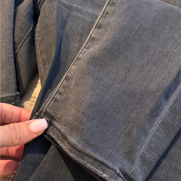 Good American Jeans - Picture 4 of 6